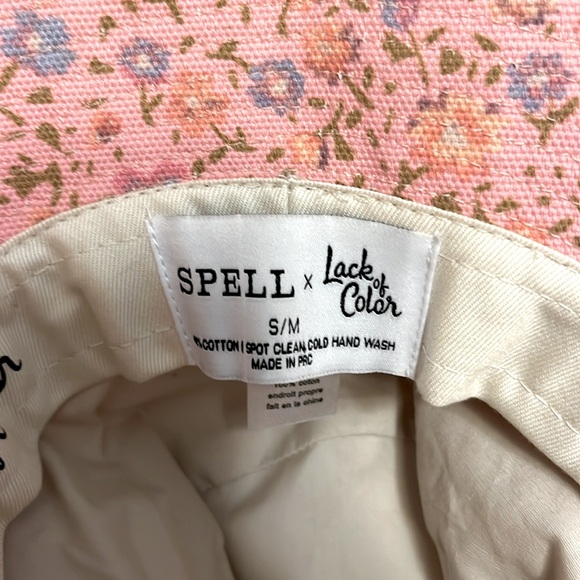 NWOT Spell & The Gypsy x Lack Of Color Rae Bucket Hat Size S/M - Picture 5 of 7
